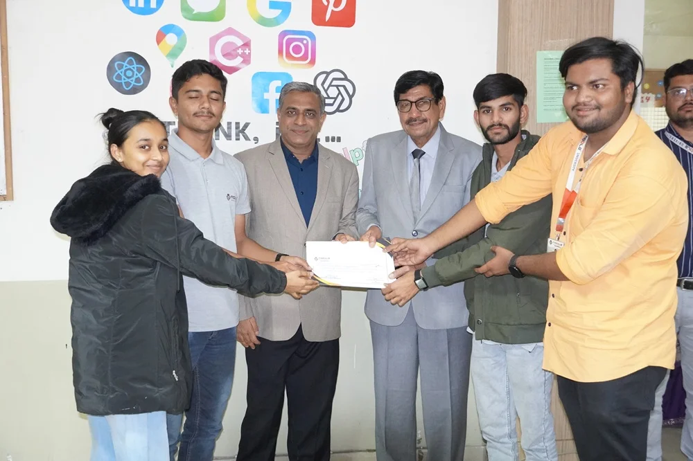 Vivek Bharthi Scholarship Awards