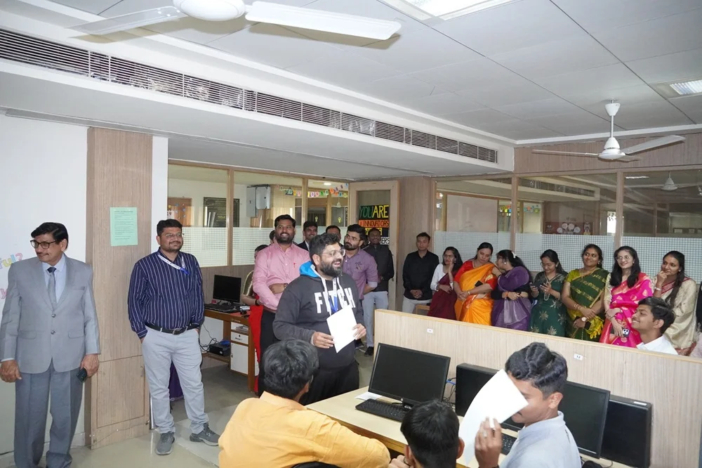 Vivek Bharthi Scholarship Awards